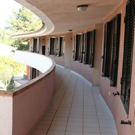 Verdemare Sardegna Uno Apart Otel Villasimius