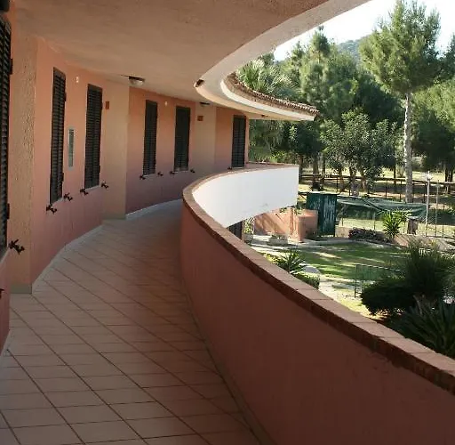 华德马拉萨丁公寓式酒店 3*