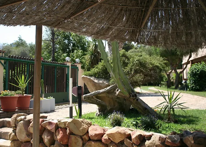 Hotel apartamentowy Verdemare Sardegna Uno 3*