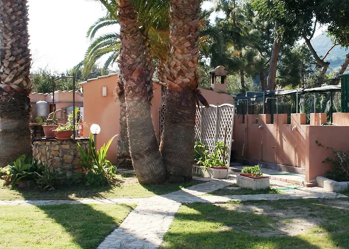 Verdemare Sardegna Uno Aparthotel 3*